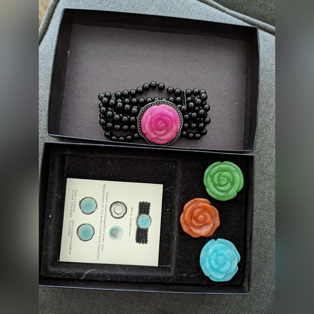Interchangeable Carved Flowers 4 Strand Black Onyx Bead Stretch Bracelet